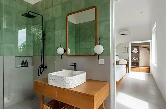 A.k.a Townhouse * Cemagi