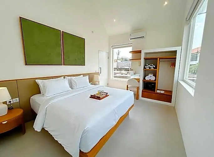 Apartment A.k.a Townhouse