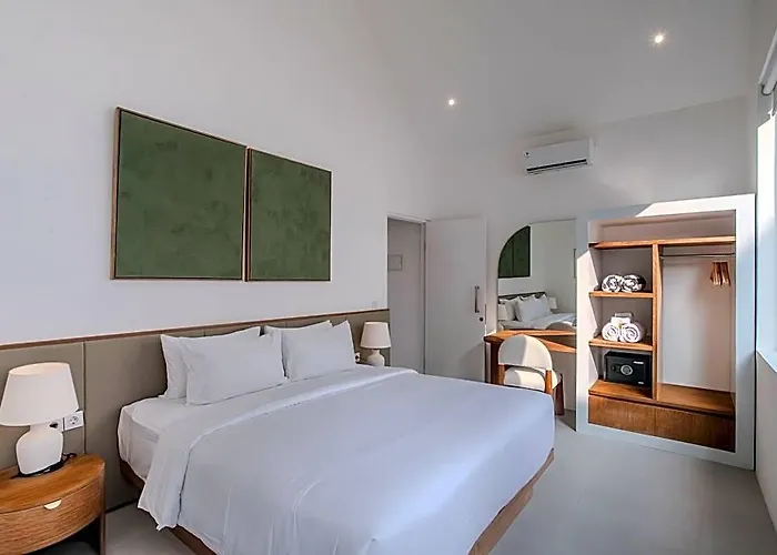 A.k.a Townhouse * Cemagi